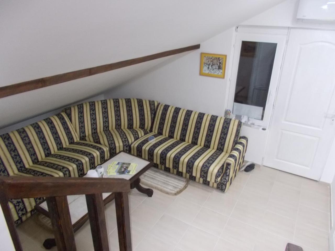 Apartman Vrdnicak Vrdnik Εξωτερικό φωτογραφία